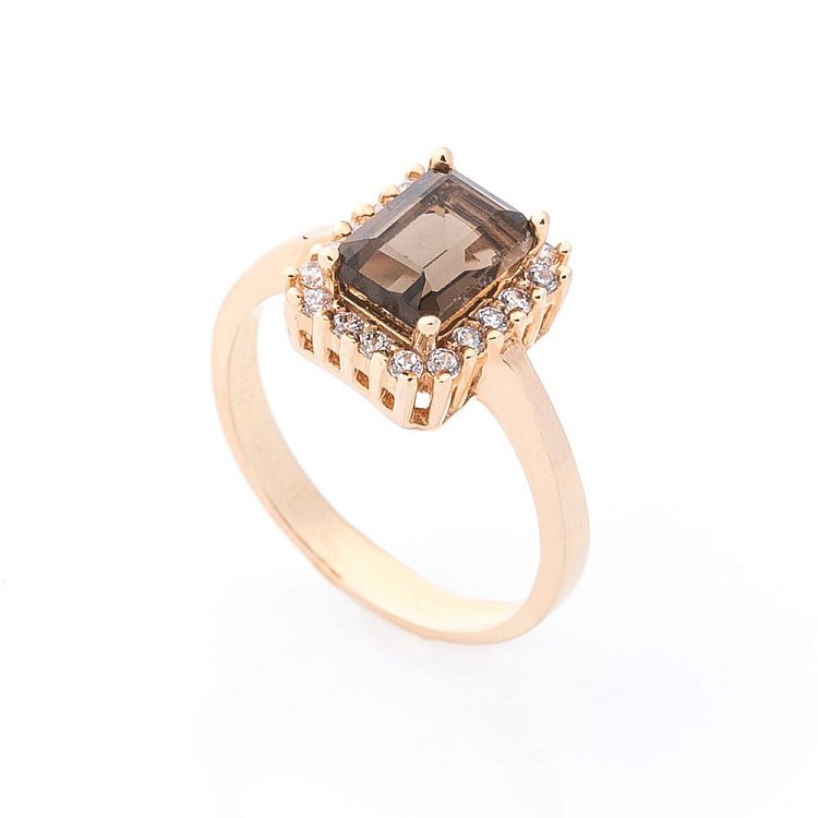 Золота каблучка (димчастий кварц, фіаніти) к02123 від ювелірного магазину Онікс