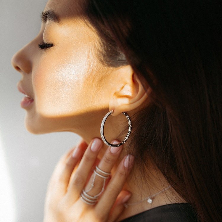 Золотые серьги - кольца с бриллиантами с1117 от ювелирного магазина Оникс - 5