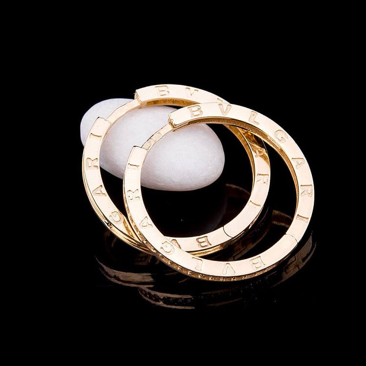 Эксклюзивные золотые серьги с фианитами с03729 от ювелирного магазина Оникс - 1