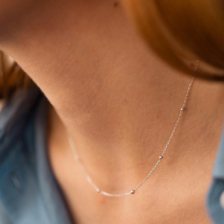 Серебряное колье "Шарики" 908-01224 от ювелирного магазина Оникс - 6