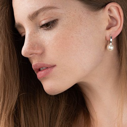 Серебряные серьги с искусственным жемчугом 122758 №2