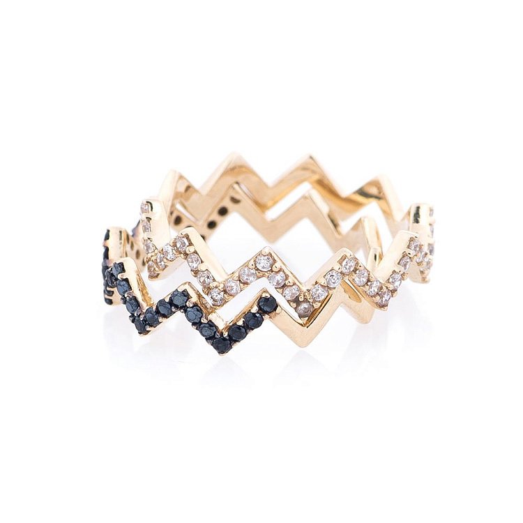 Золота каблучка з фіанітами к05379 Золота каблучка з фіанітами к05379 від ювелірного магазину Онікс