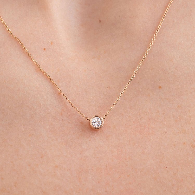 Колье в красном золоте с бриллиантом 719112421 от ювелирного магазина Оникс - 4