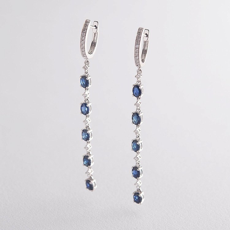 Висячие серьги с бриллиантами и сапфирами из белого золота сб0299ca от ювелирного магазина Оникс