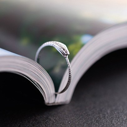 Золота каблучка "Змій Уроборос" к06905 №7