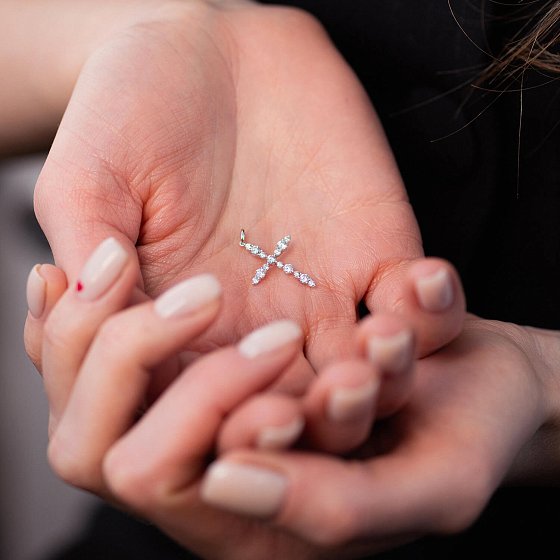 Хрестик в білому золоті (діаманти) пб0295ch №4