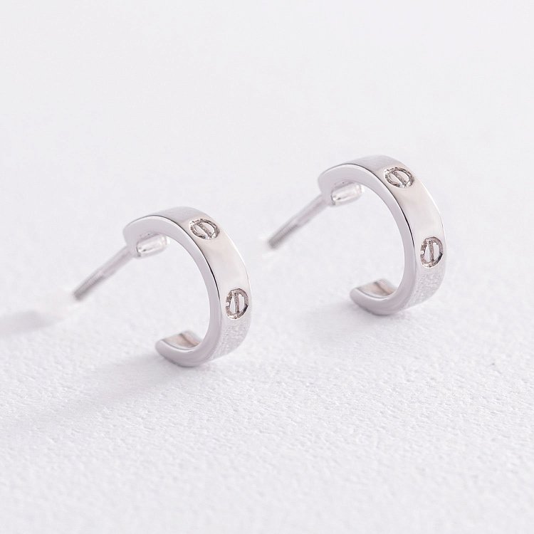 Золотые серьги - пусеты "Love" с07445 от ювелирного магазина Оникс - 5