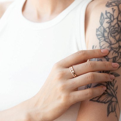 Золота каблучка "Сердечки" з фіанітами к07044 №8