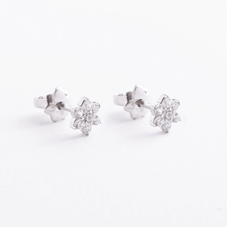 Срібні сережки - пусети "Квіточки" з фіанітами 902-00670 від ювелірного магазину Онікс