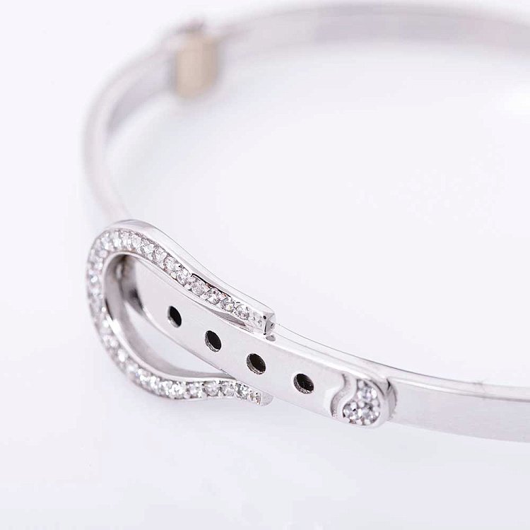 Золотой браслет-ремень (фианиты) б02329 от ювелирного магазина Оникс - 1