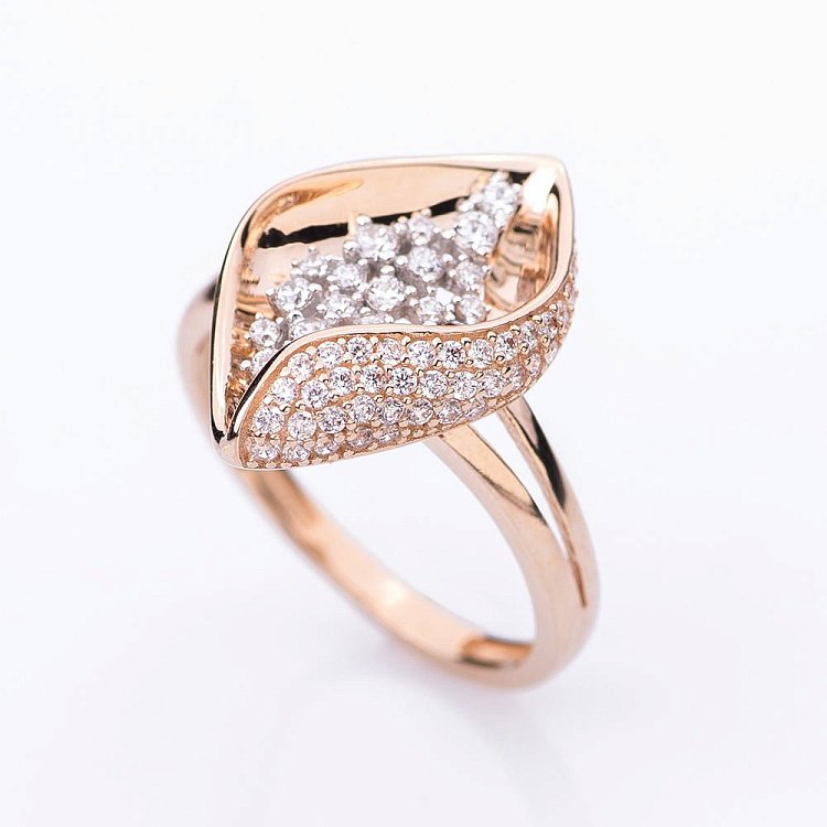 Золота каблучка з фіанітами к04974 від ювелірного магазину Онікс