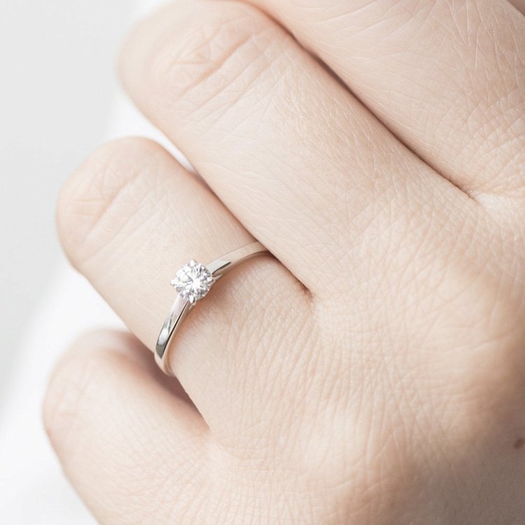 Золотое помолвочное кольцо с бриллиантом R0674б - 5 Золотое помолвочное кольцо с бриллиантом R0674б от ювелирного магазина Оникс - 5