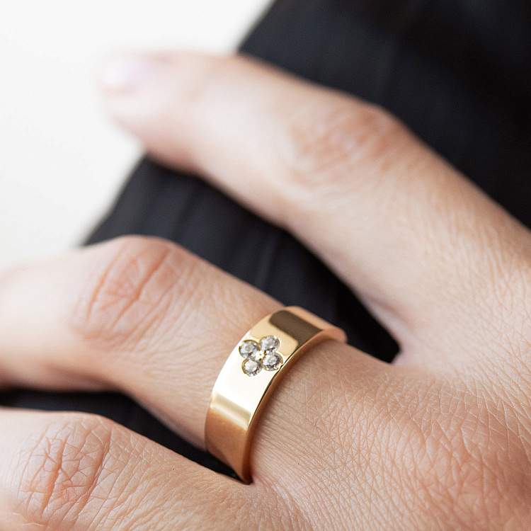 Каблучка "Конюшина" в жовтому золоті (фіаніти) к08359 від ювелірного магазину Онікс - 1