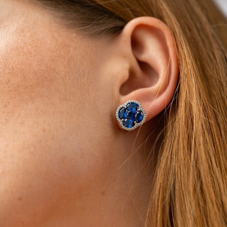 Срібні сережки - пусети "Конюшина" (фіаніти) 1145с від ювелірного магазину Онікс - 3