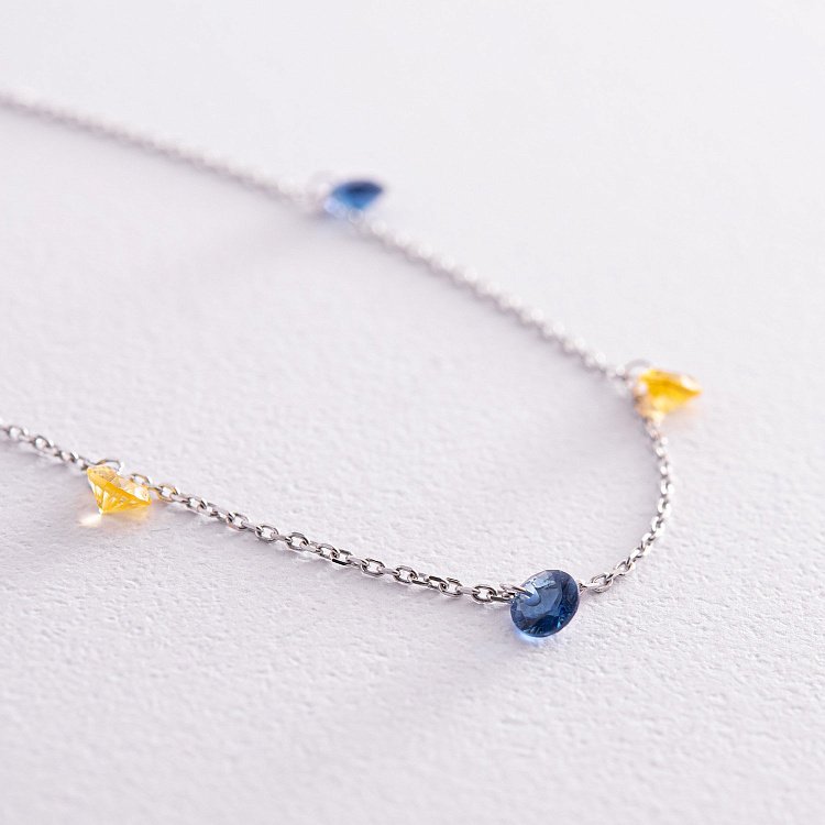 Браслет "Українка" у білому золоті (сині та жовті фіаніти) б05119 від ювелірного магазину Онікс - 3