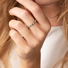 Серебряное кольцо с дорожкой голубых и желтых камней 8151 от ювелирного магазина Оникс - 8
