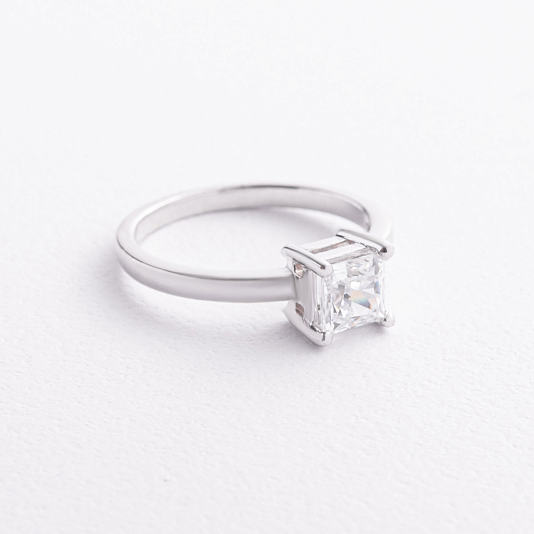 Серебряное кольцо с фианитом 1973/1р-СZ от ювелирного магазина Оникс