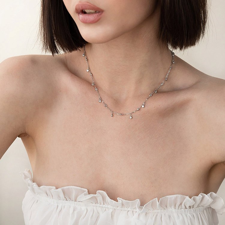 Серебряное колье с белыми фианитами 18995 от ювелирного магазина Оникс - 8