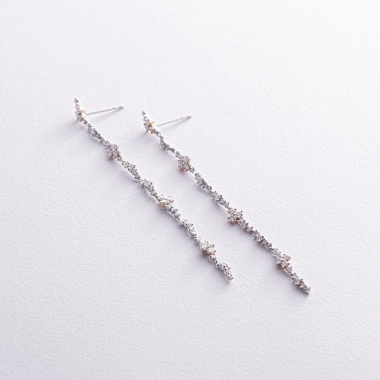 Висячие золотые серьги с бриллиантами сб0451nl от ювелирного магазина Оникс - 2