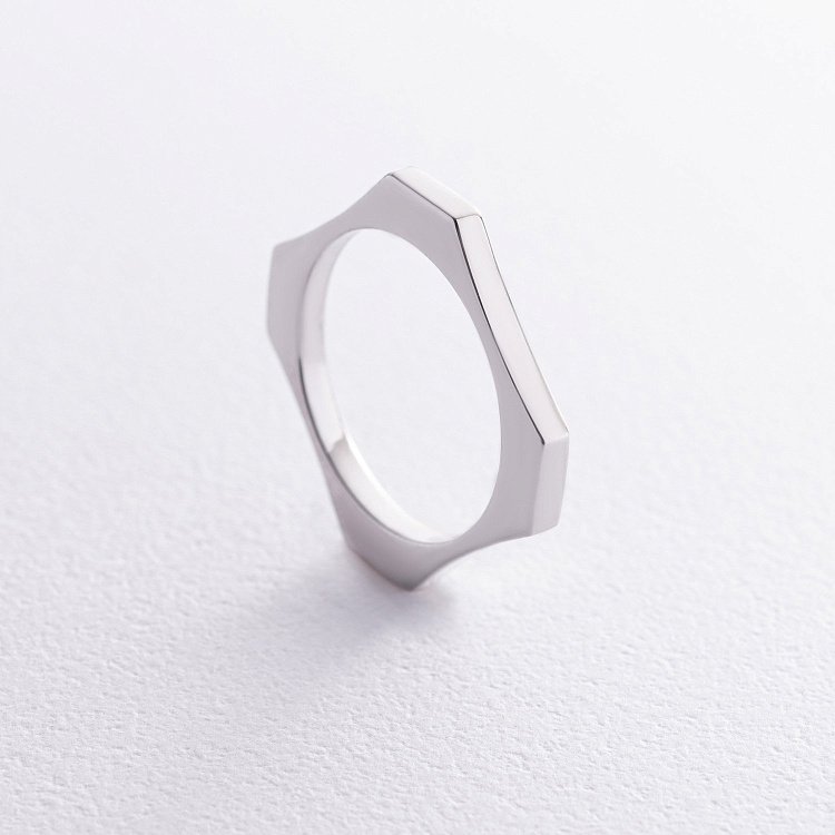 Кольцо "Астрид" в серебре 7029 от ювелирного магазина Оникс