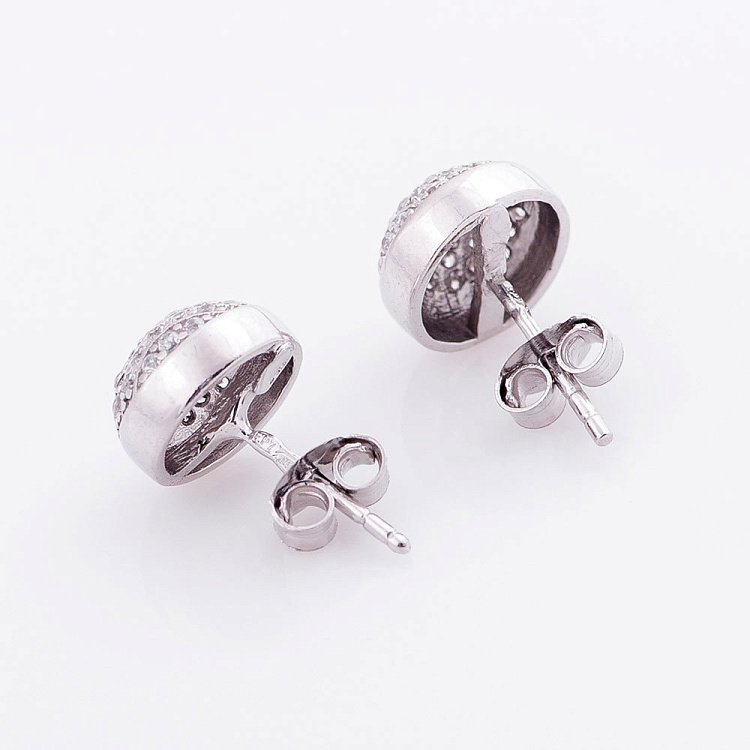 Срібні сережки-пусети з фіанітами 121917 від ювелірного магазину Онікс - 2