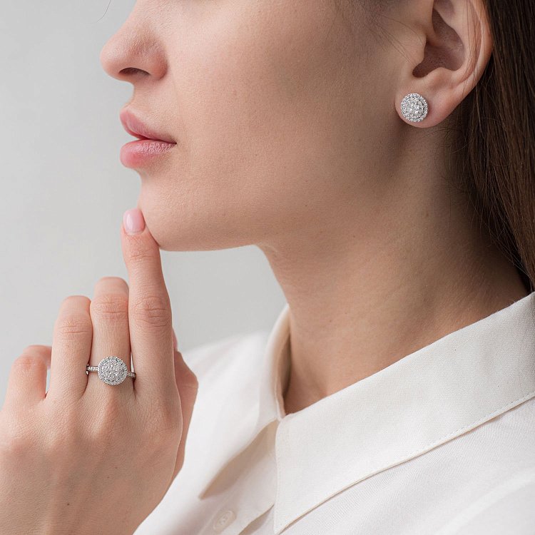 Золотые серьги - пусеты с бриллиантами с341 от ювелирного магазина Оникс - 1