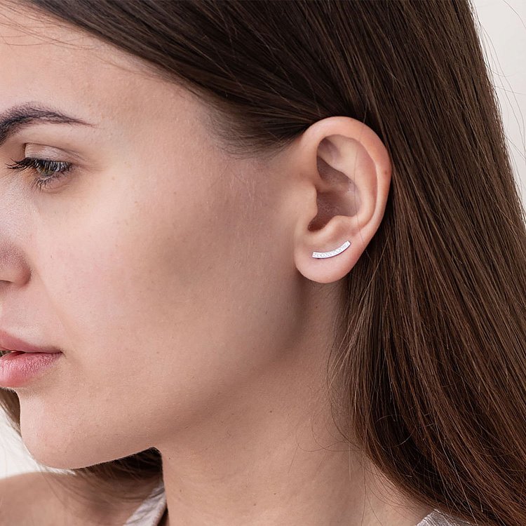 Золотые серьги - клаймберы (бриллианты) 102-10065b от ювелирного магазина Оникс