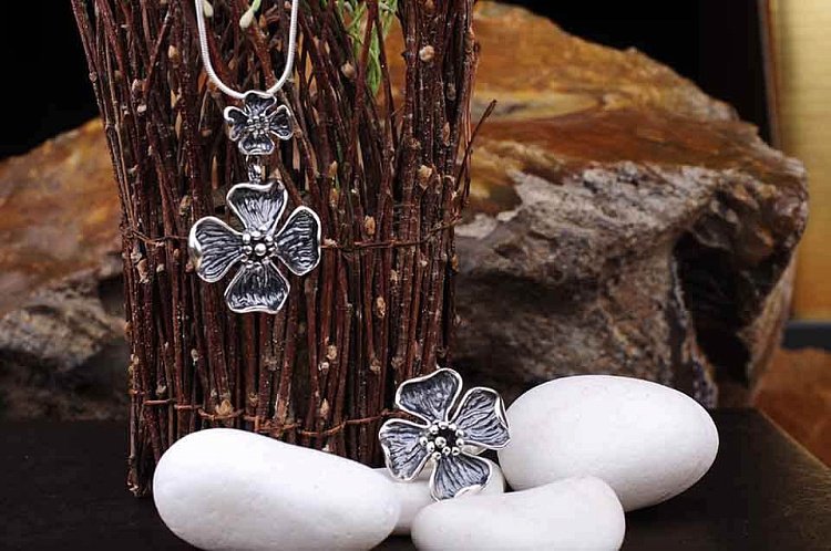 Підвіска "Квітка" 131109 від ювелірного магазину Онікс - 3