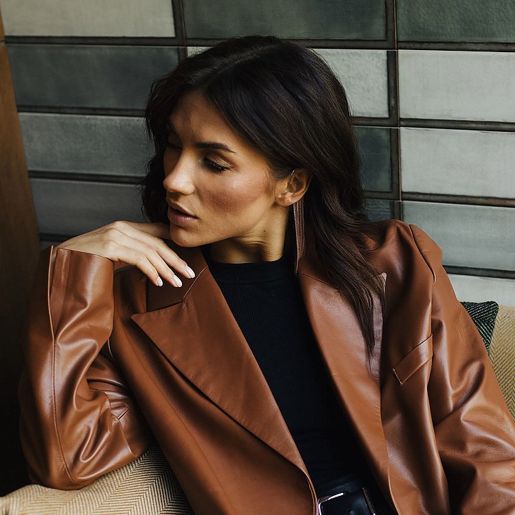 Сережка - каффа "Неповторність" в червоному золоті с07559 від ювелірного магазину Онікс - 11