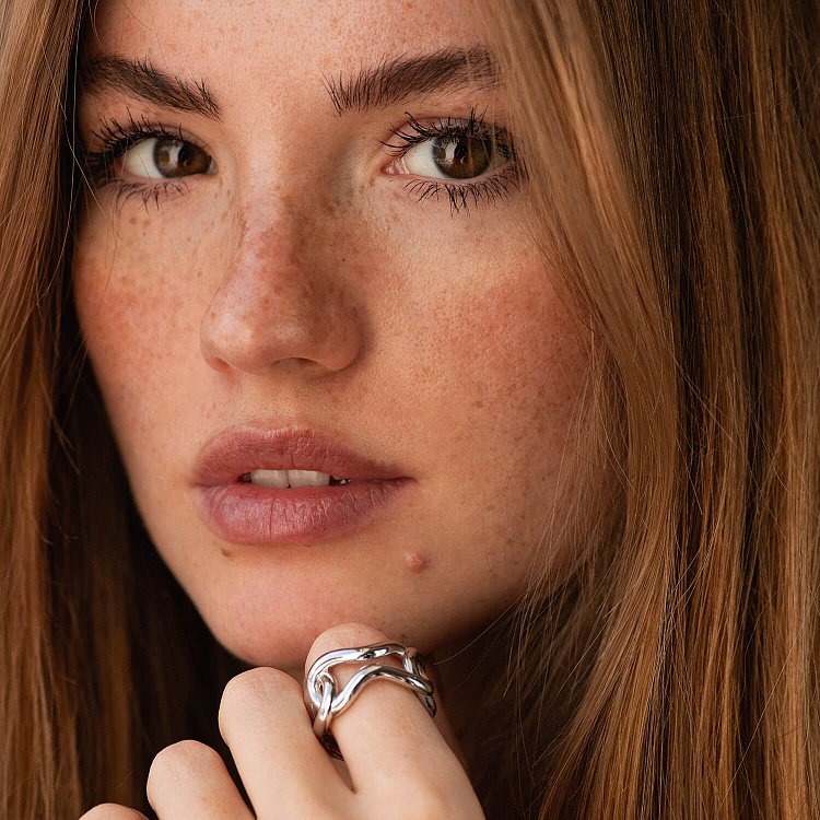 Серебряное кольцо "Michelle" 7247род от ювелирного магазина Оникс - 3