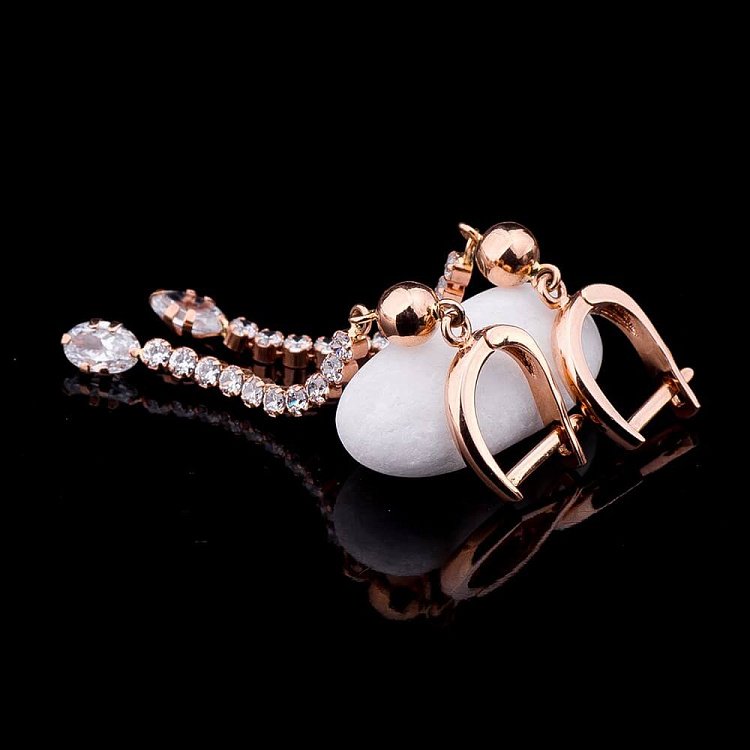 Серьги с фианитами с01635 от ювелирного магазина Оникс - 1