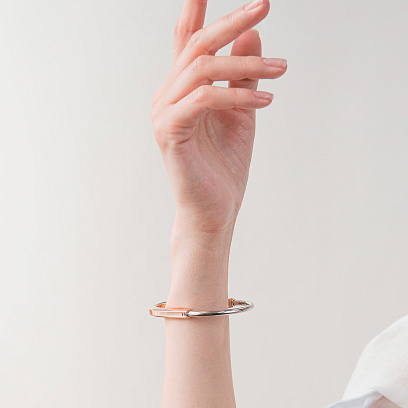 Жорсткий золотий браслет Lock б05714 №4