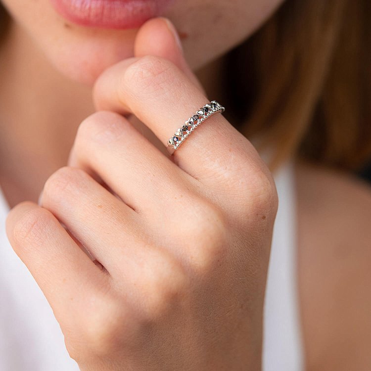 Кольцо "Сердечки" в белом золоте (черные фианиты) к07053 от ювелирного магазина Оникс - 3