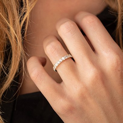 Каблучка з доріжкою каменів у жовтому золоті (фіаніти) к07389 №12