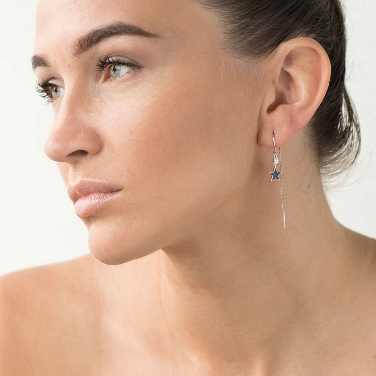 Серебряные серьги-протяжки "Звезды" (фианиты, эмаль) 122193 от ювелирного магазина Оникс - 2