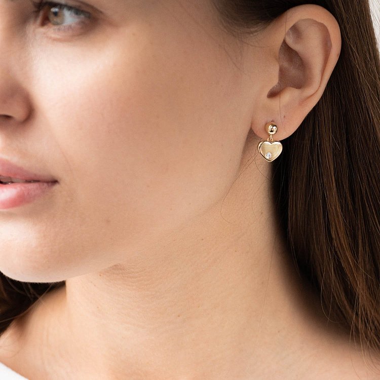 Золотые серьги - пусеты "Сердечки" с фианитами с07011 от ювелирного магазина Оникс - 7