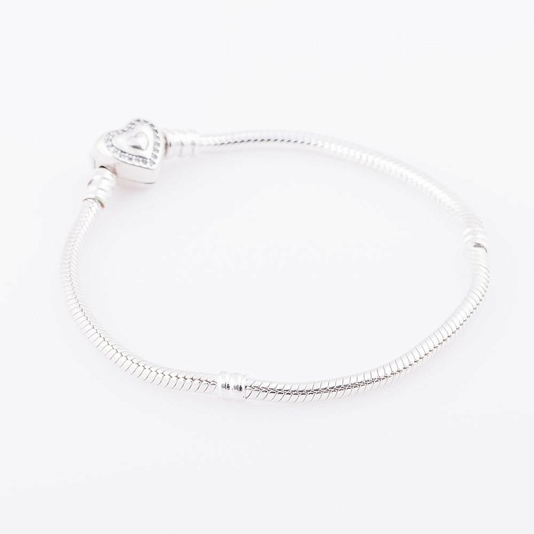 Серебряный браслет Сердечко под шармы 141170 от ювелирного магазина Оникс