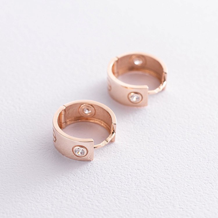 Сережки - кільця "Love" в червоному золоті (фіаніти) с07215 від ювелірного магазину Онікс - 2