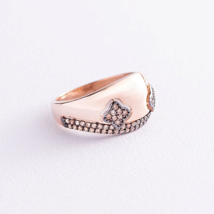 Золота каблучка "Конюшина" (фіаніти) к06522 від ювелірного магазину Онікс