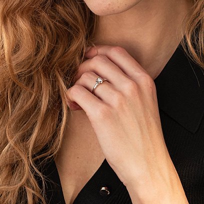 Помолвочное золотое кольцо "Сердечко" с бриллиантом кб0414 №2