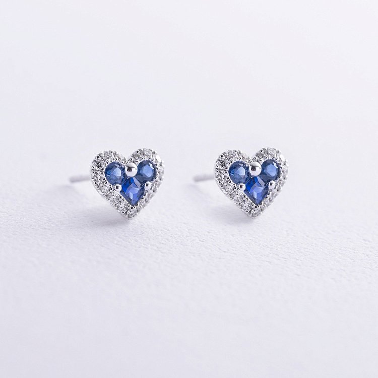 Золотые серьги - пусеты "Сердечки"  (бриллианты, сапфиры) сб0523cha от ювелирного магазина Оникс