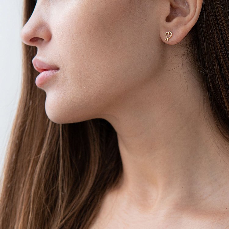 Серьги - клаймберы "Сердечки" в желтом золоте с07155 от ювелирного магазина Оникс - 1