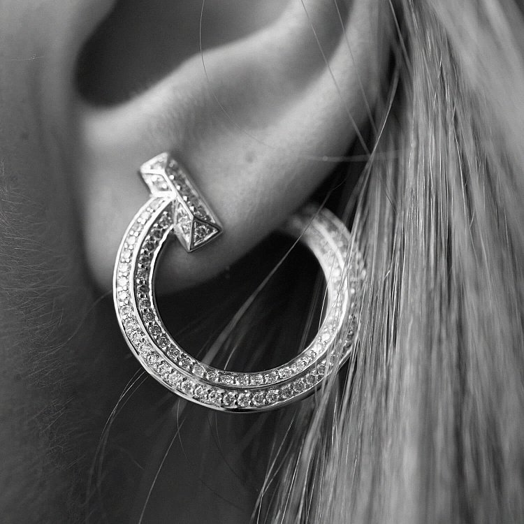 Сережки - пусети "Evelyn" у білому золоті (фіаніти) с08669 від ювелірного магазину Онікс - 8