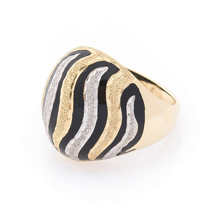 Золотое кольцо с эмалью к02700 от ювелирного магазина Оникс - 1