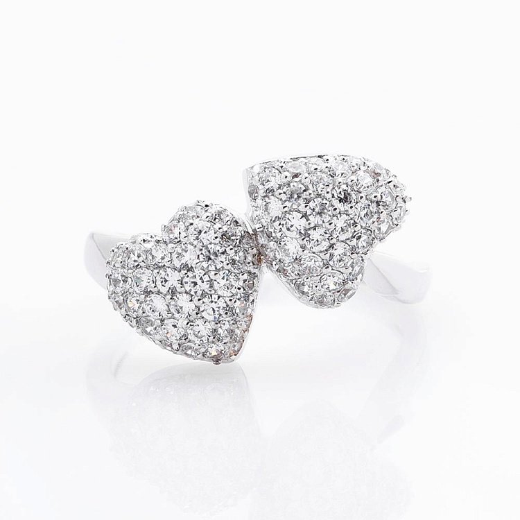 Золота каблучка "Сердечка" (фіаніти) к460 від ювелірного магазину Онікс - 1