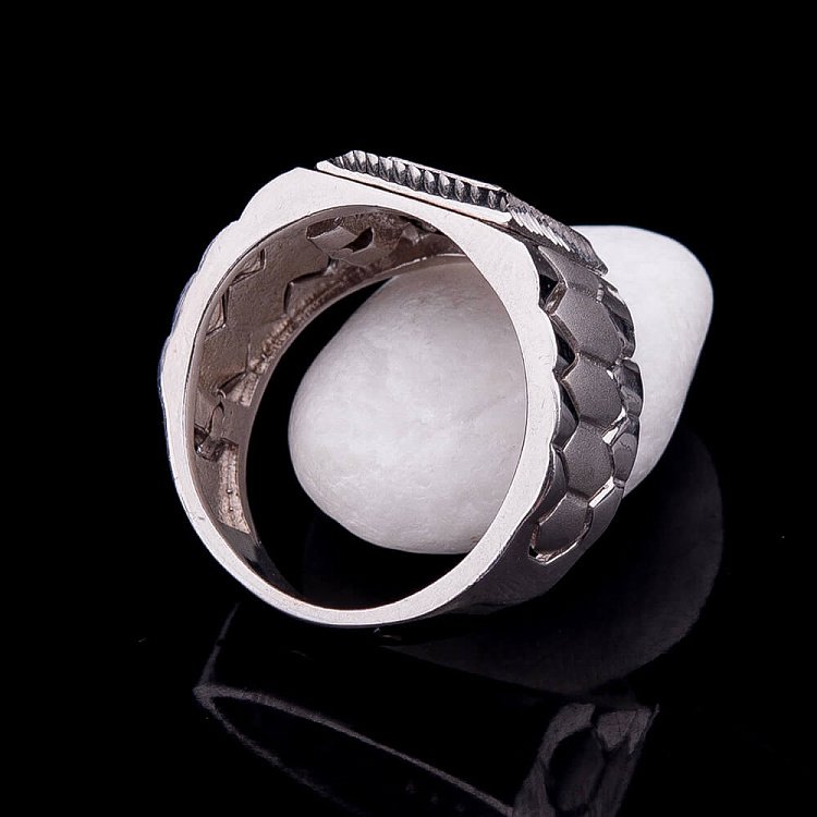 Серебряная печатка с фианитами 11514 от ювелирного магазина Оникс - 1