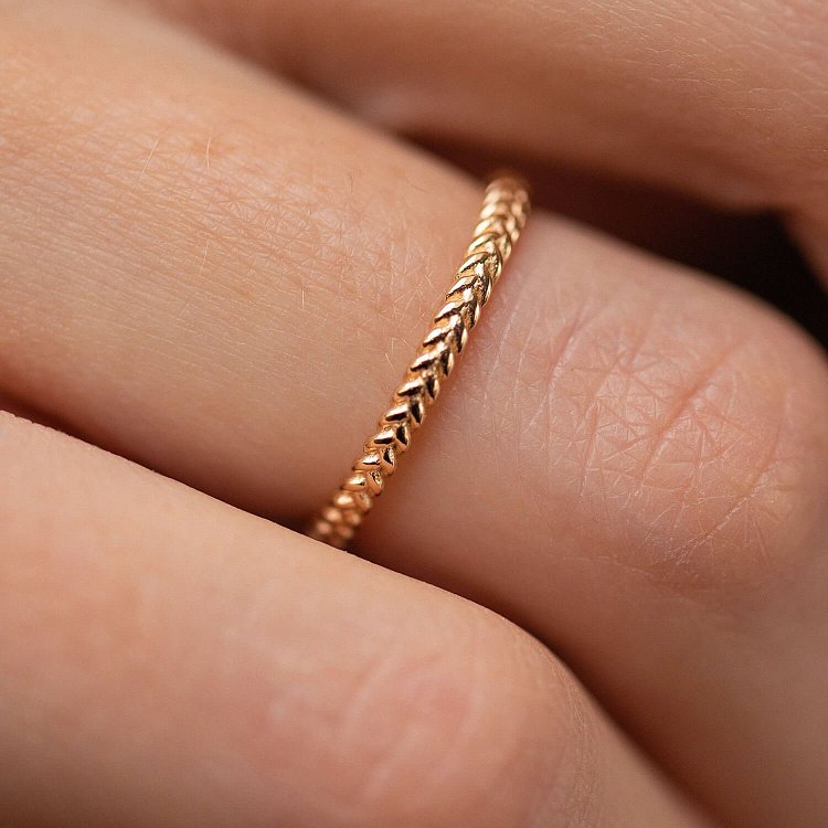 Кольцо "Косичка" в красном золоте к07159 от ювелирного магазина Оникс - 1