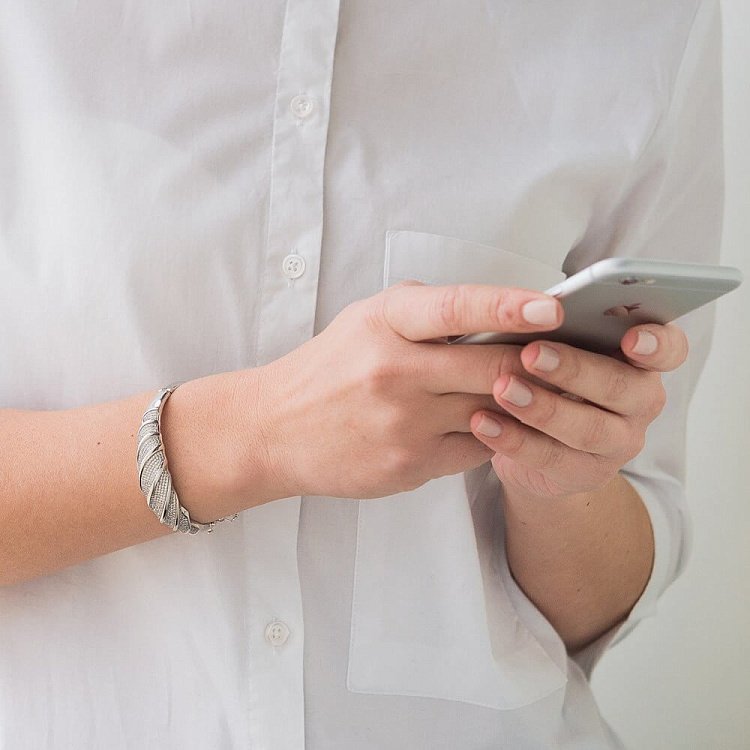 Женский браслет с фианитами б00928 от ювелирного магазина Оникс - 6