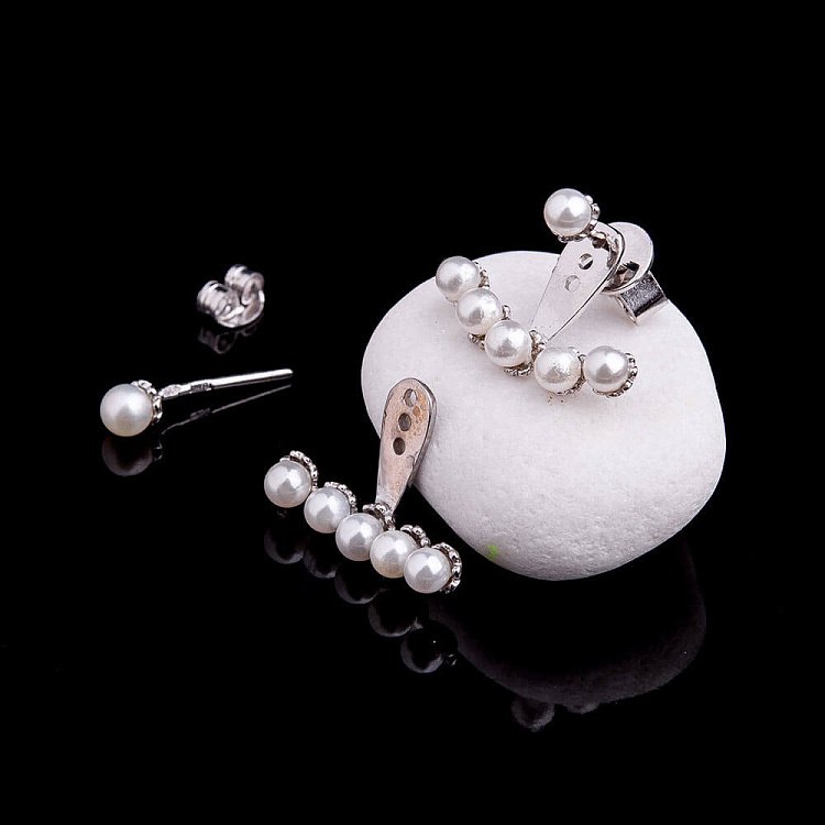 Срібні сережки з штучним перлами 121635 від ювелірного магазину Онікс - 2