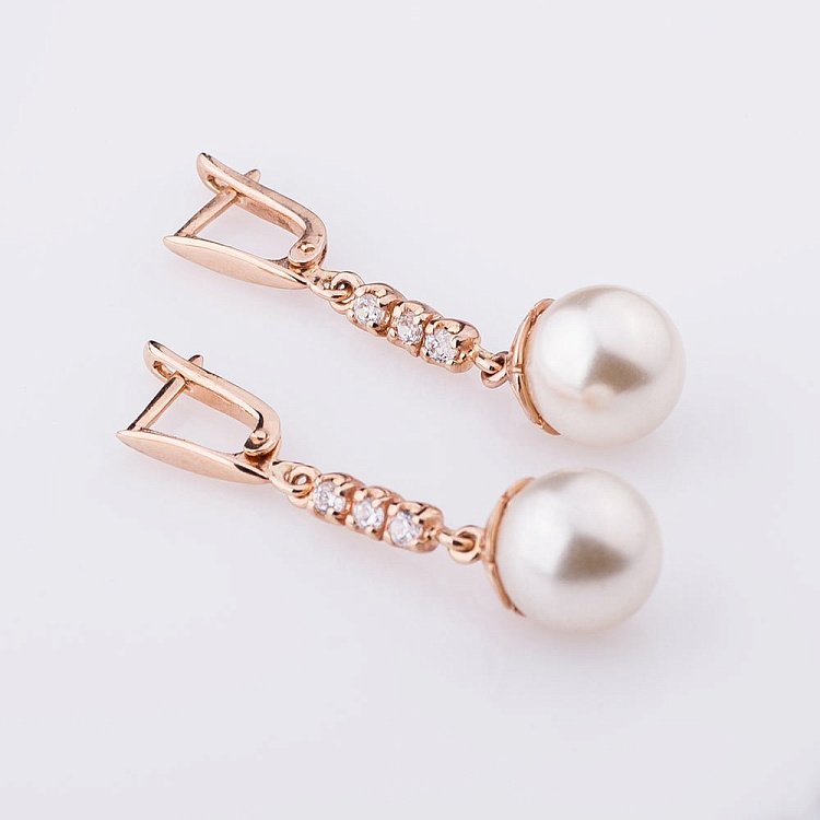 Золотые серьги с жемчугом и фианитами с02626 от ювелирного магазина Оникс - 2